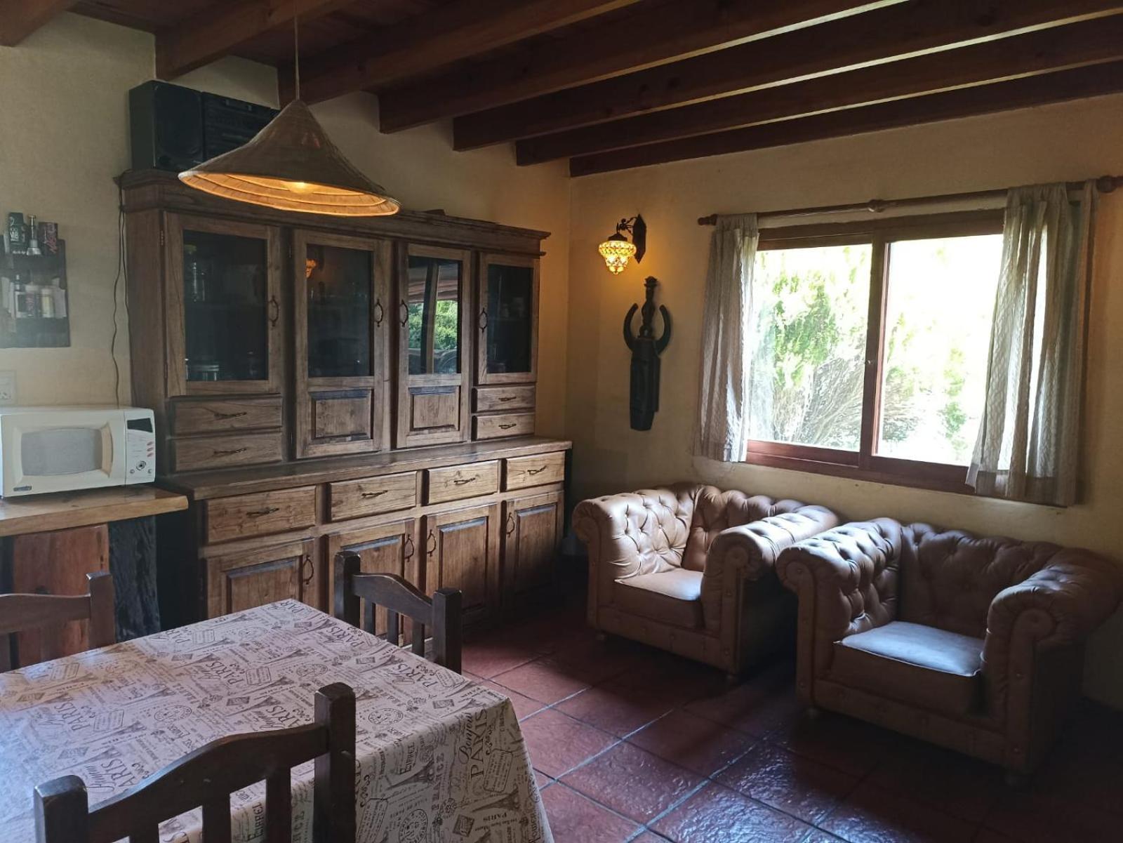 Сasa de vacaciones Cabana En El Bosque Peralta Ramos, Mar Del Plata, 4/5 Huespedes. Mar del Plata