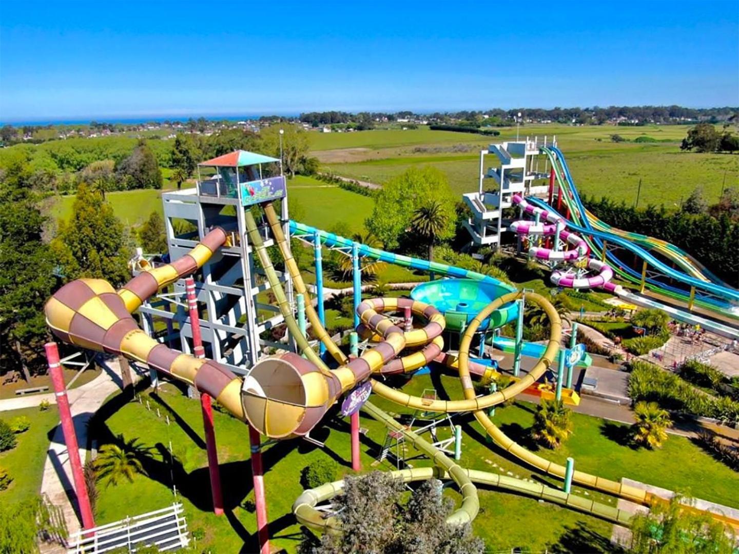 Сasa de vacaciones Cabana En El Bosque Peralta Ramos, Mar Del Plata, 4/5 Huespedes. *